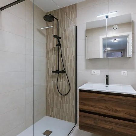 Huswell - Luxury With Views On The Golf Course شقة