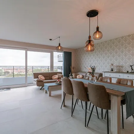 Huswell - Luxury With Views On The Golf Course *