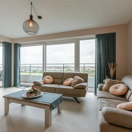 Huswell - Luxury With Views On The Golf Course